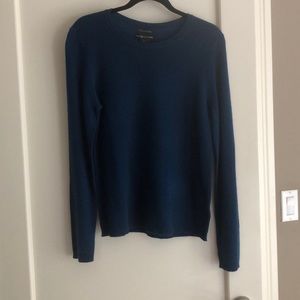 Tahari sweater